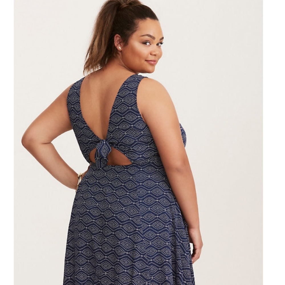 torrid open back challis dress plus size 3x - Picture 3 of 3